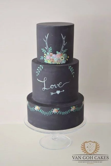 Chalkboard_Wedding_Cake