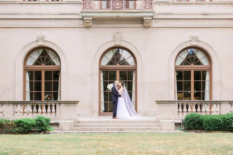 Classic Buffalo Wedding 